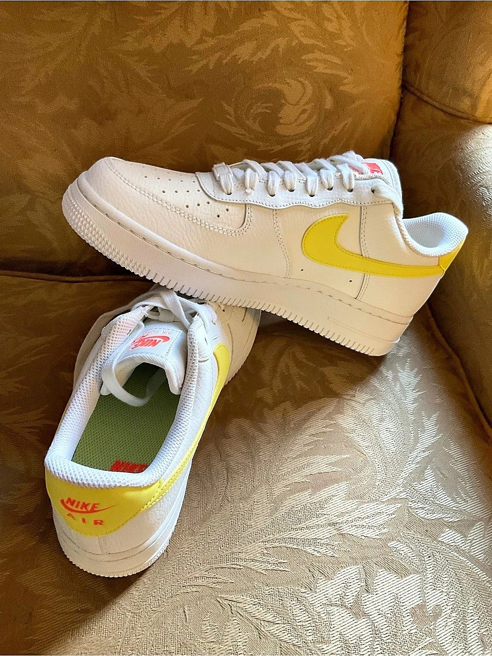 Nike Air Force 1 Low Sneakers White & Yellow Like New